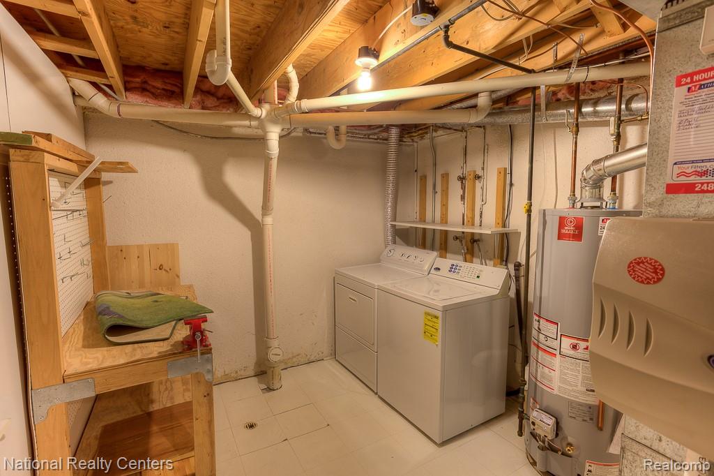 44800 Bayview Drive, Novi, MI — Photo 18