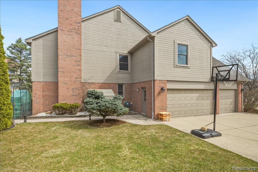 4471 S Castlewood Court, Auburn Hills, MI 48326 — Photo 56