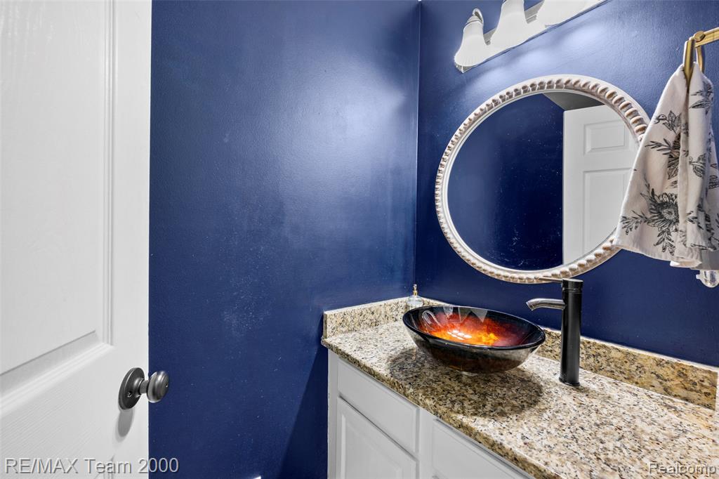 437 Light Tower Court, Belleville, MI 48111 — Photo 30