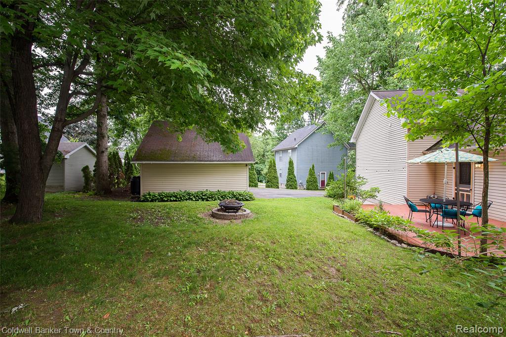 411 Springwell Lane, Howell, MI 48843 — Photo 28