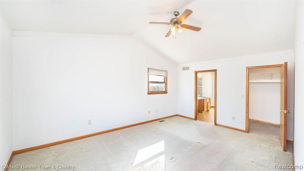 5427 OAK GROVE Road, Howell, MI 48855 — Photo 28