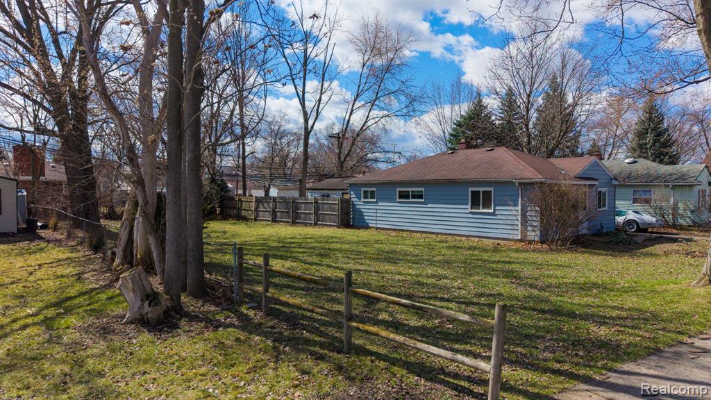 21913 Powers Avenue, Dearborn Heights, MI 48125, Dearborn Heights, MI, 48125