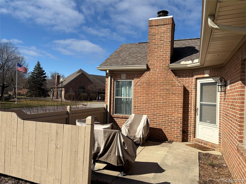 607 Perry Creek Drive, Grand Blanc, MI 48439 — Photo 5