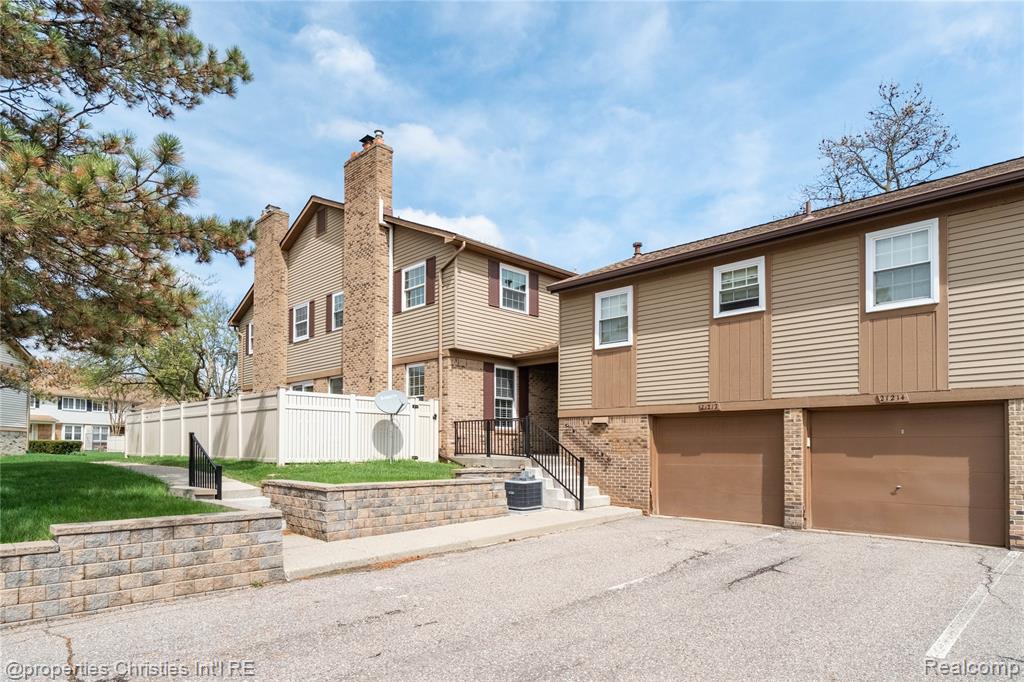 5770 Greenwood Road, Avoca, MI, 48006