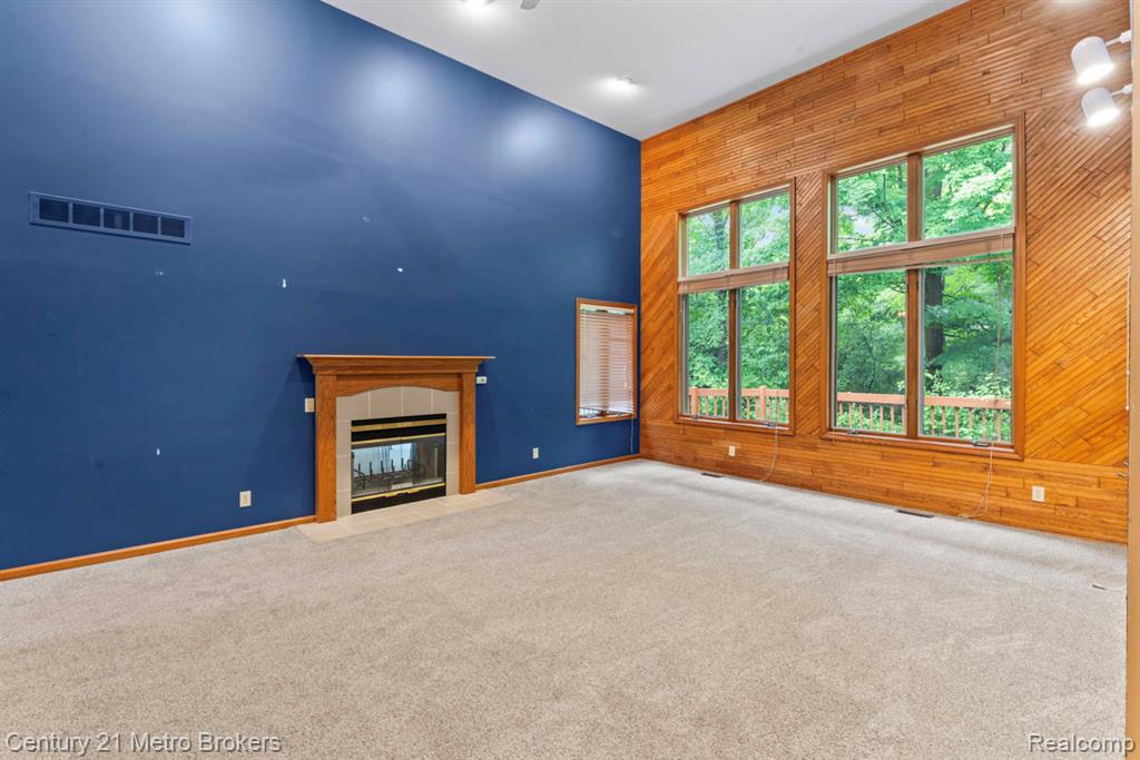 751 River Edge Court, Flushing, MI 48433 — Photo 4