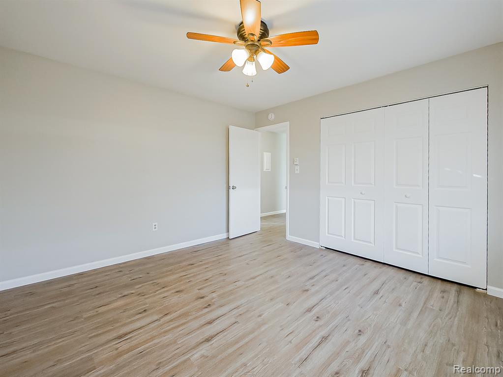 125 E Van Riper Road, Fowlerville, MI 48836 — Photo 16