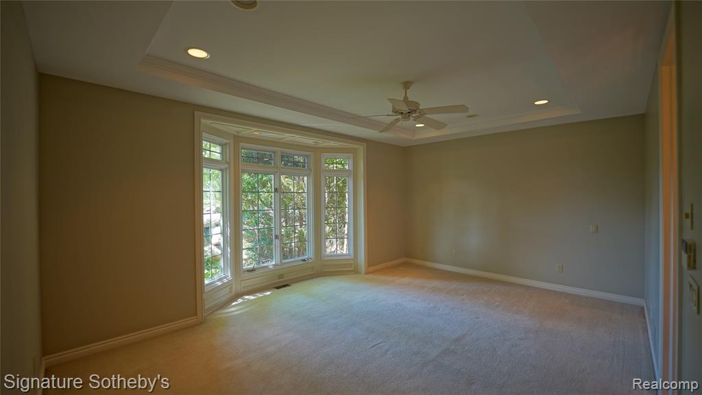 6608 ENCLAVE Drive, Clarkston, MI 48348 — Photo 13