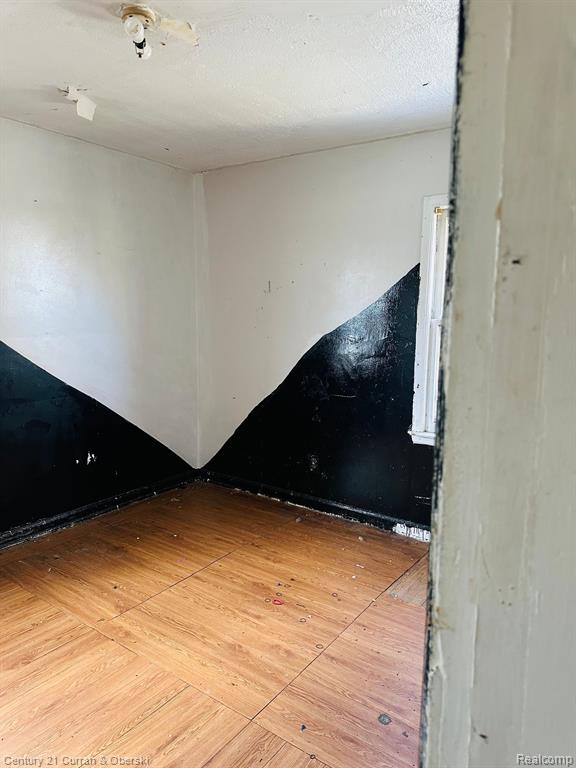 9639 MINOCK Street, Detroit, MI 48228 — Photo 12