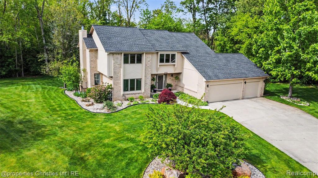 252 Granada Drive, White Lake, MI — Photo 49
