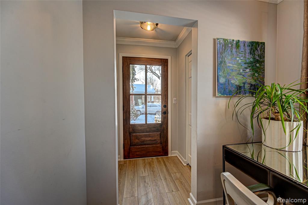 6200 Overlook, Clarkston, MI — Photo 3
