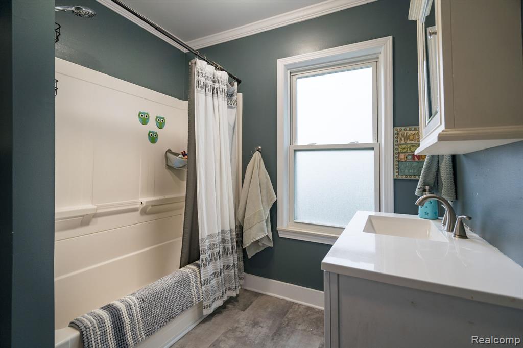 571 N Baldwin Road, Brandon, MI 48371 — Photo 14
