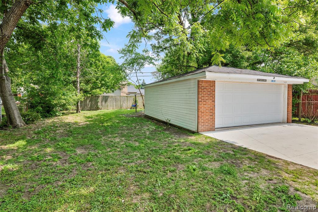 9075 McKinley Street, Taylor, MI 48180 — Photo 30