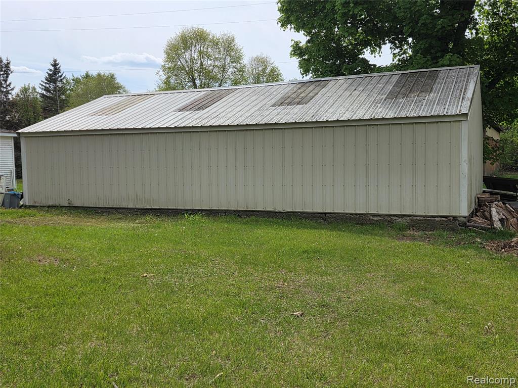 403 East Road, Holly, MI 48442 — Photo 16