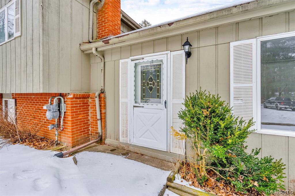 5706 Belle River Road, Attica, MI 48412 — Photo 4