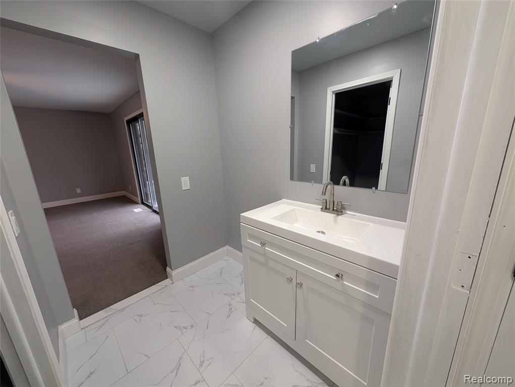 6353 Perry Road, Grand Blanc, MI 48439 — Photo 37