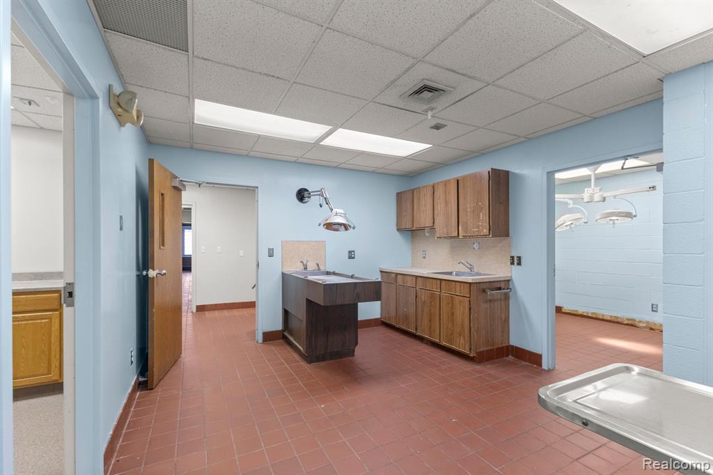 435 SUMPTER Road, Van Buren, MI 48111 — Photo 33
