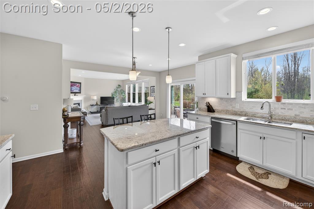 48207 Isabella Way, Novi, MI — Photo 14