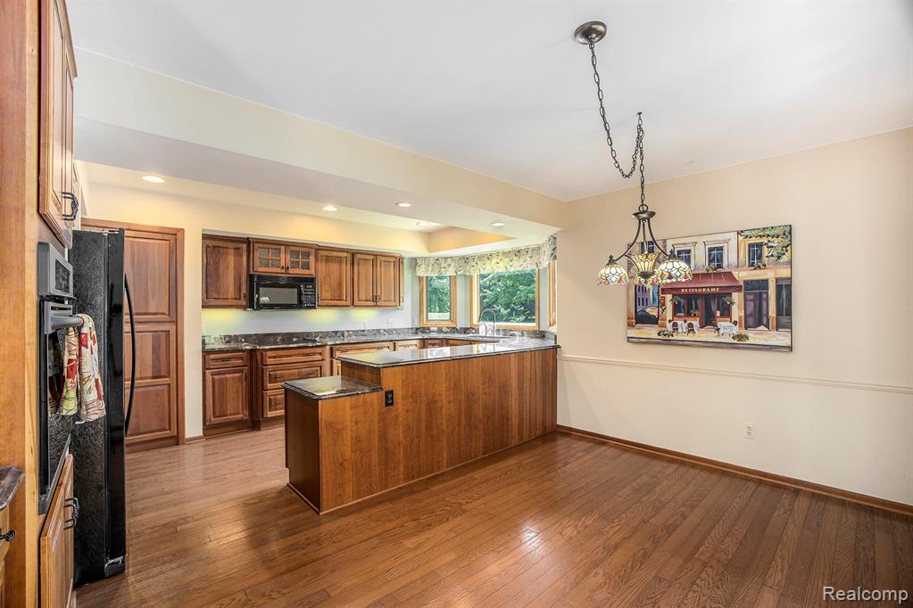 8477 Ranch Estates Road, Clarkston, MI 48348 — Photo 10