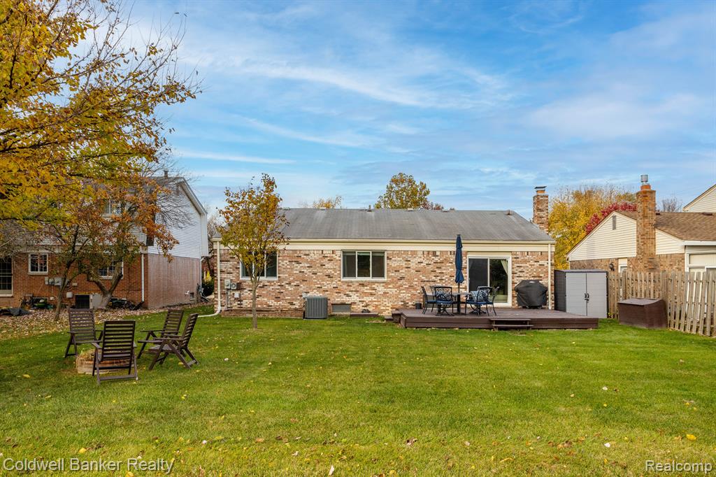 1068 KINGS, Canton, MI 48188 — Photo 35