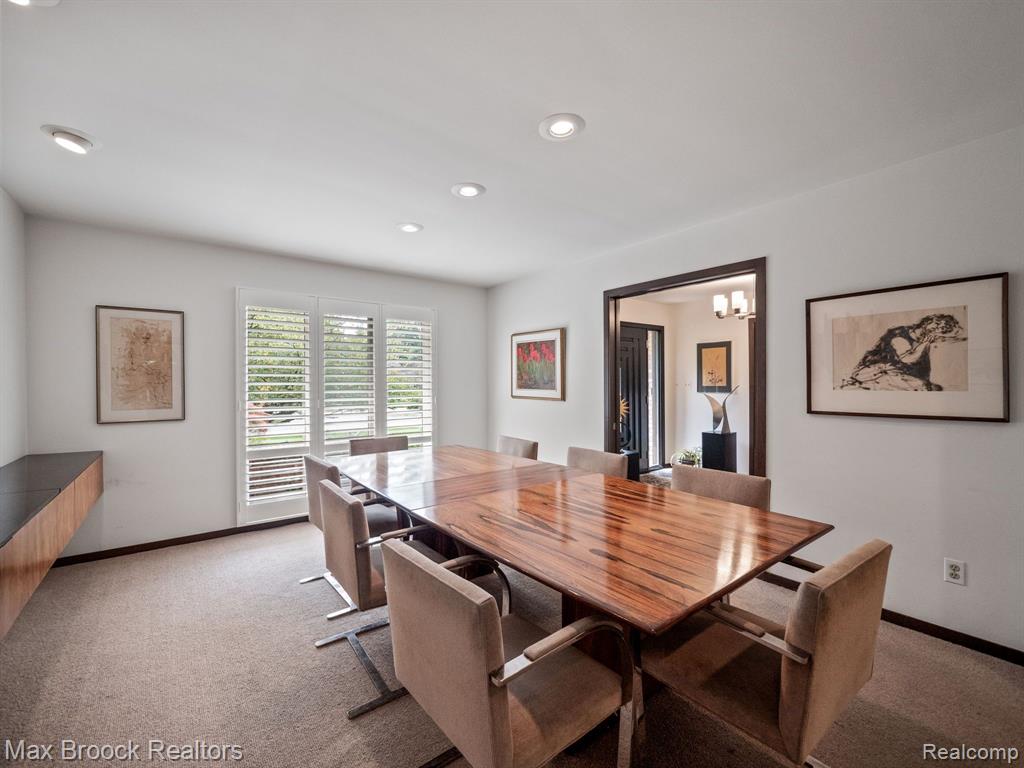 7448 STONY RIVER Court, Bloomfield Hills, MI 48301 — Photo 32