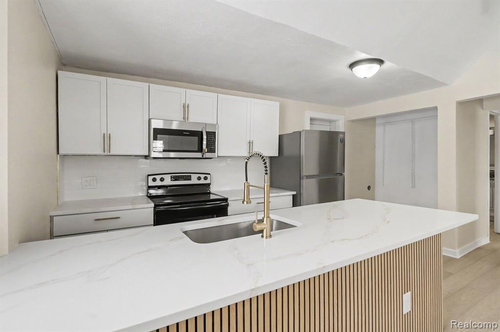 15439 Edgeworth Street, Monroe, MI 48161 — Photo 7
