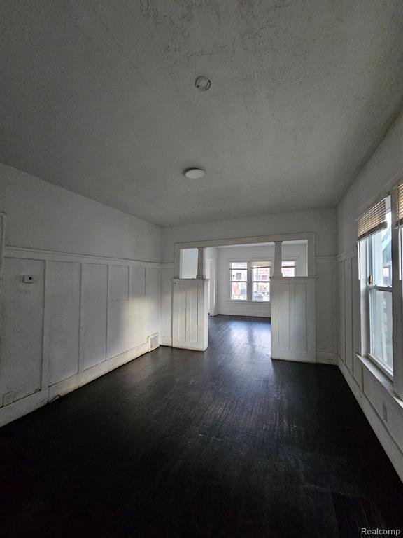 9421 RAVENSWOOD Street, Detroit, MI 48204 — Photo 7
