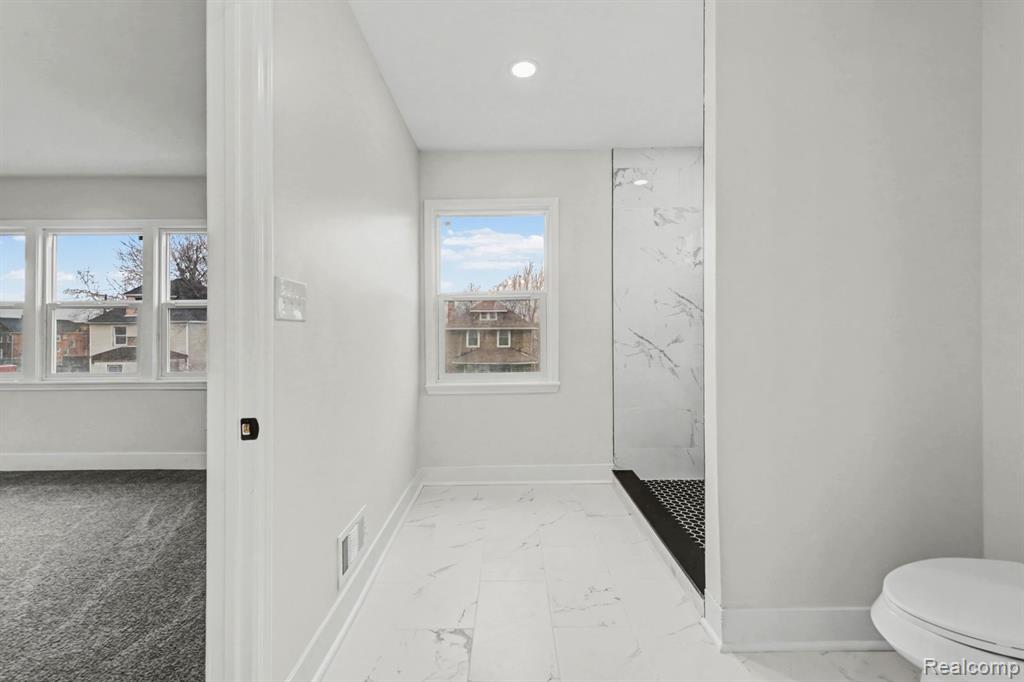 213 Avalon Street, Highland Park, MI 48203 — Photo 10