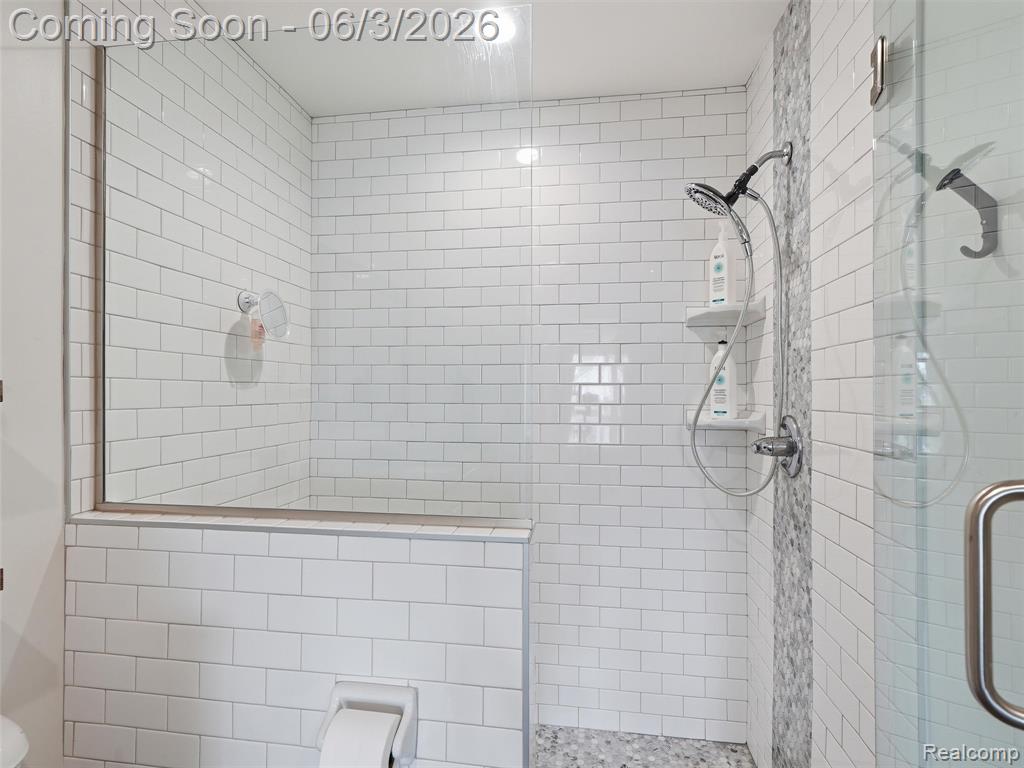 70 W Shevlin Avenue, Hazel Park, MI 48030 — Photo 20