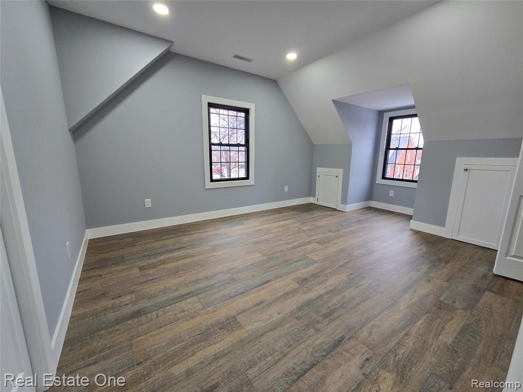 953 Kings Highway, Lincoln Park, MI 48146 — Photo 16