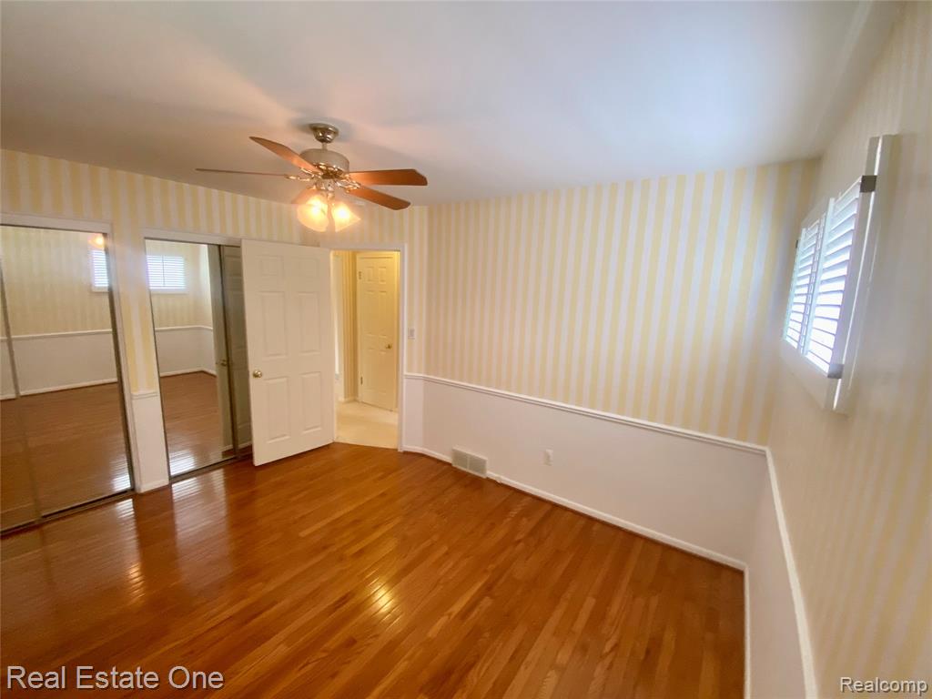 8262 Roselawn Street, Westland, MI — Photo 34