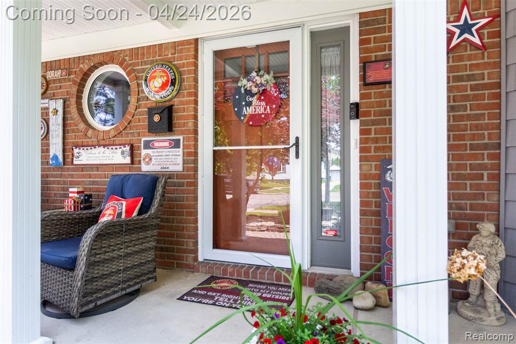 653 Chestnut Street, Wyandotte, MI 48192 — Photo 5