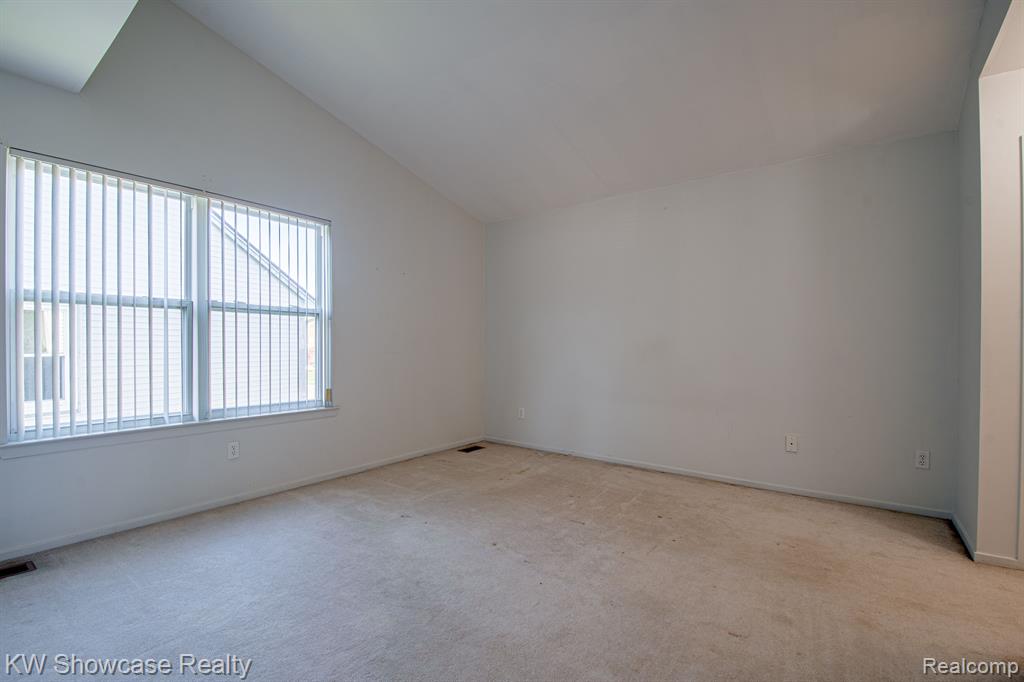 1420 POND VIEW, Wixom, MI 48393 — Photo 17