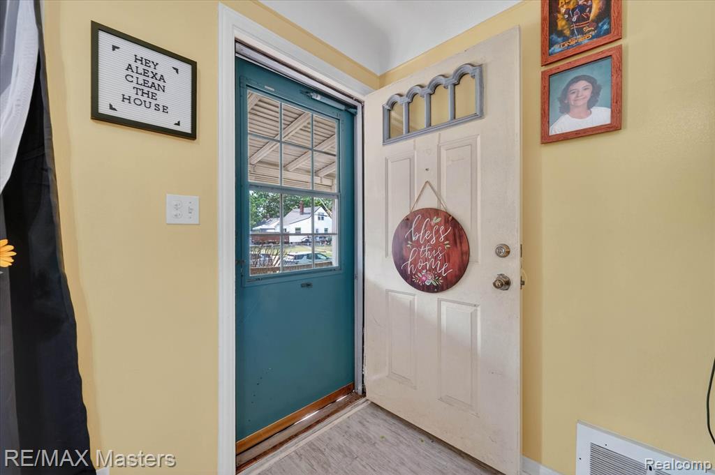 4643 Niagara Street, Wayne, MI 48184 — Photo 6