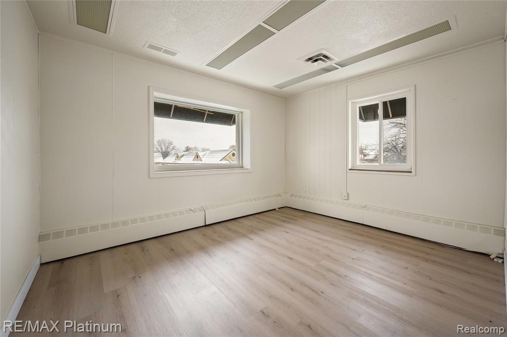 11528 S Saginaw Street, Grand Blanc, MI 48439 — Photo 23