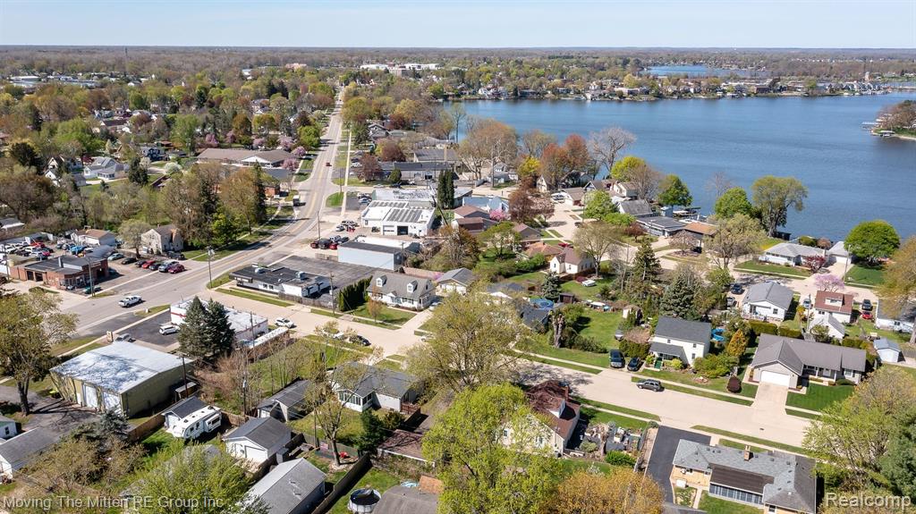42 N BIGGS Street, Belleville, MI 48111 — Photo 43