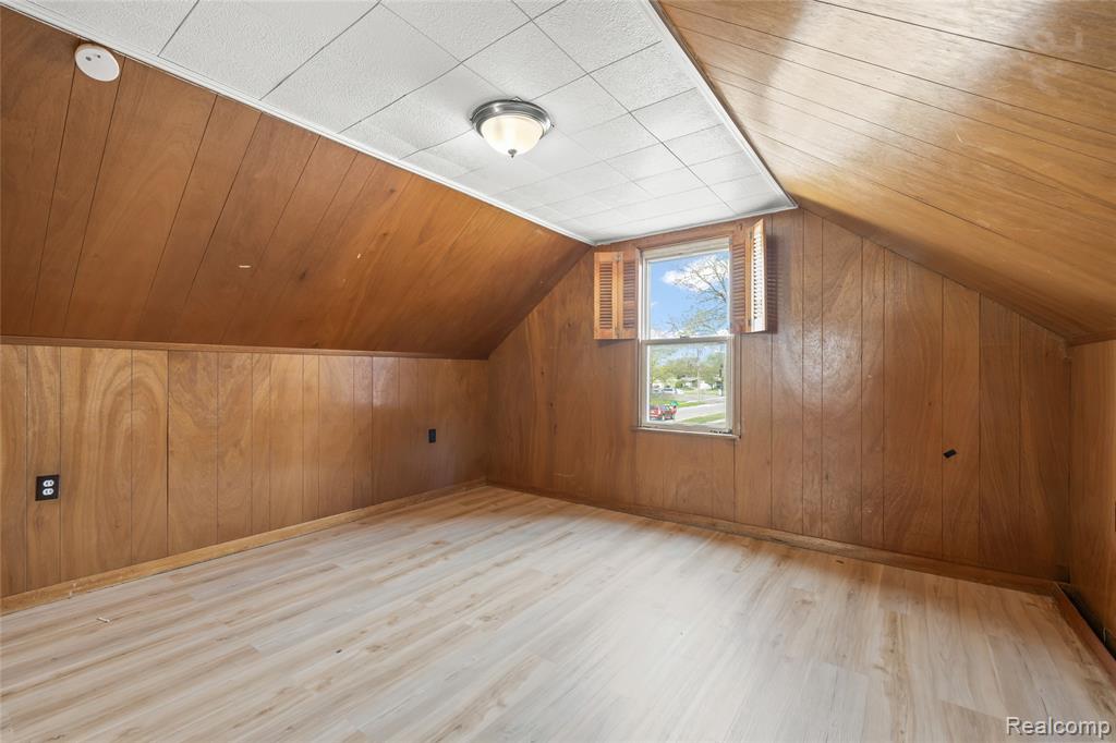 27517 Sheridan Street, Garden City, MI — Photo 15