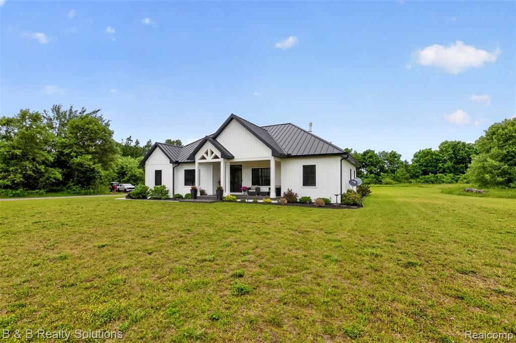 6204 Fish Lake Road, North Branch, MI 48461 — Photo 3