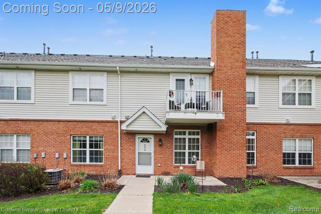 594 Olde English Circle, Howell, MI 48855 — Photo 2