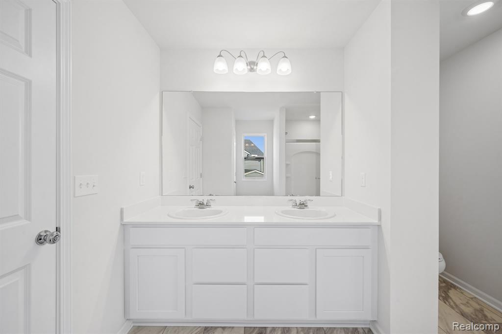 360 Hidden River W, Holly, MI 48442 — Photo 23