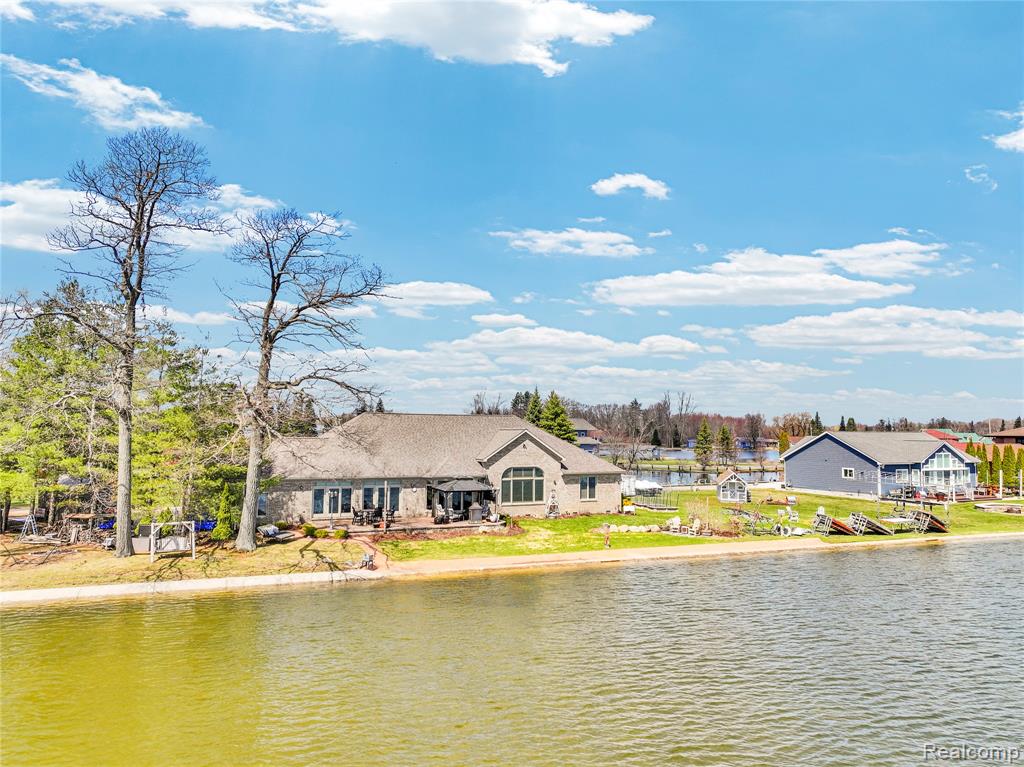 130 Whites Court, Houghton Lake, MI, 48629