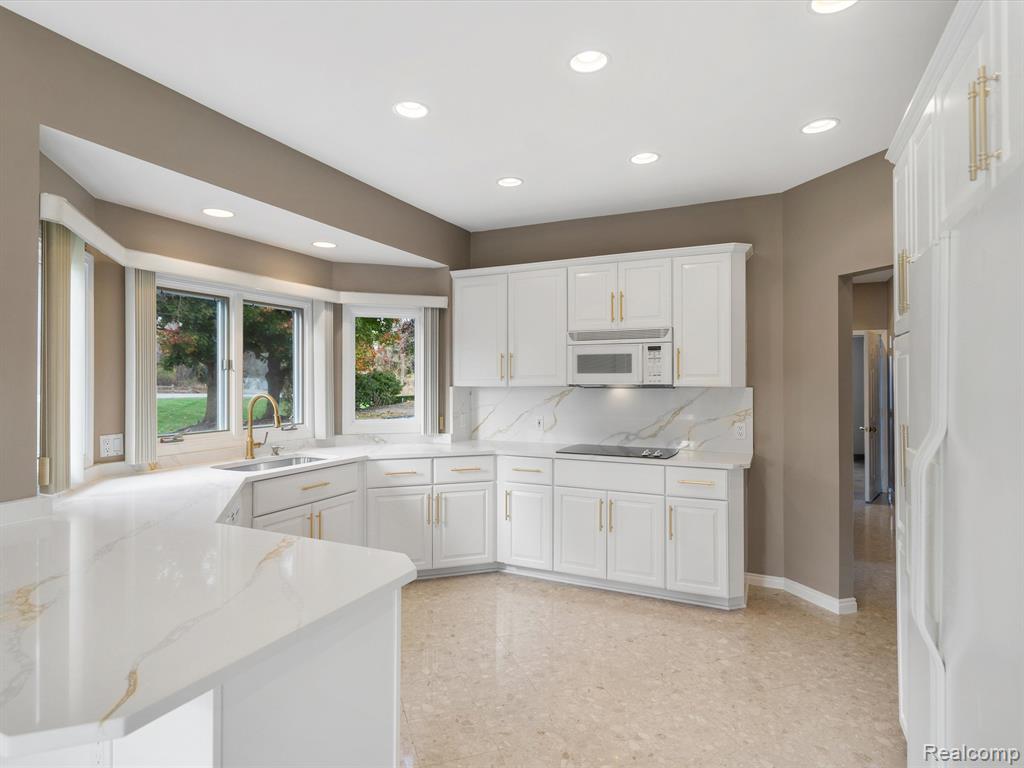 5914 LAKEVIEW Drive, Washington, MI — Photo 25