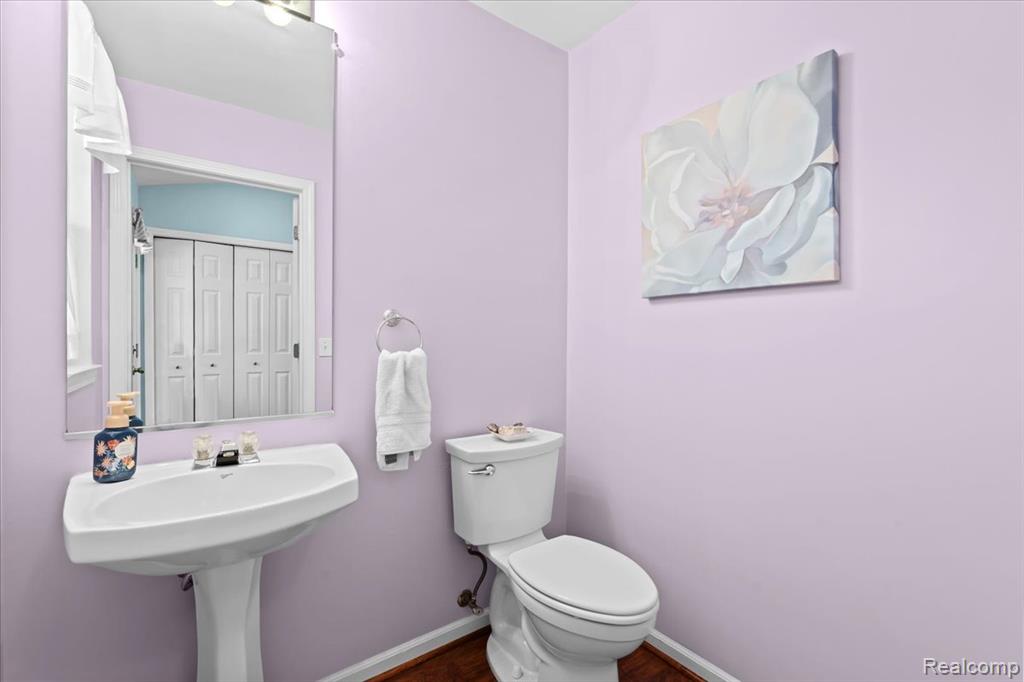 5071 Meadow Crest Circle, Holly, MI 48442 — Photo 13