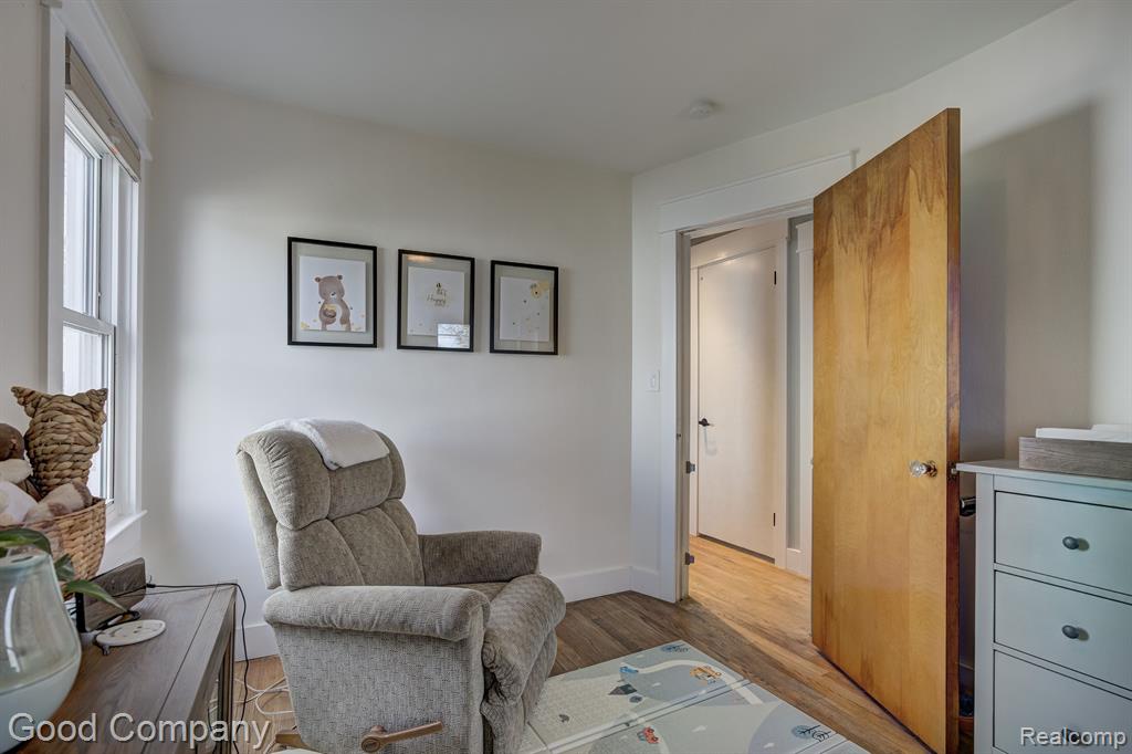 809 MEADOWDALE Street, Ferndale, MI 48220 — Photo 24
