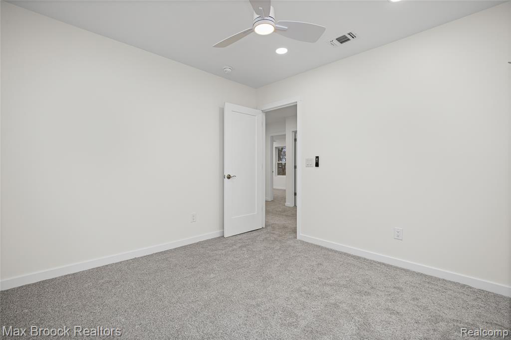 17348 Hilton Street, Southfield, MI, 48075