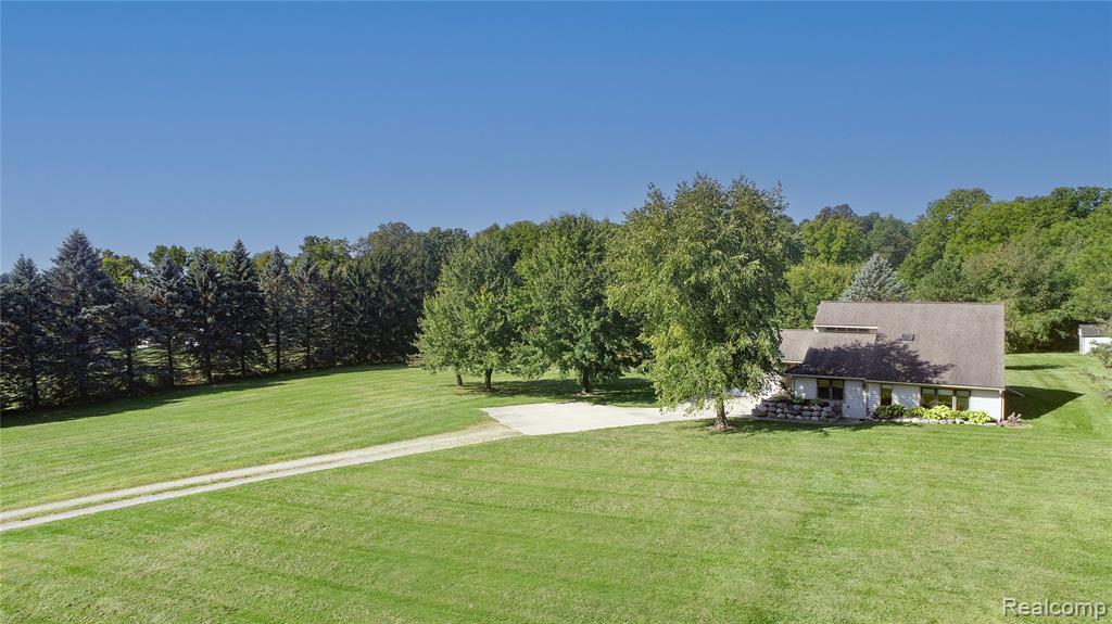 4606 S Bill Road, Durand, MI 48429 — Photo 41
