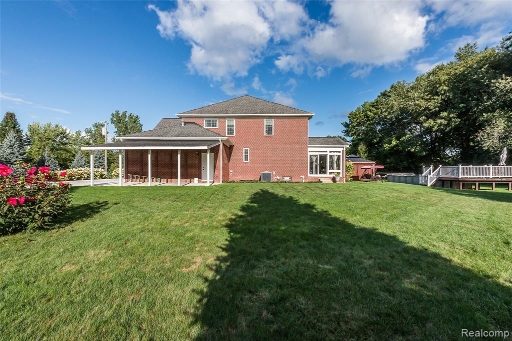 61121 Kocher Drive, South Lyon, MI 48178 — Photo 60