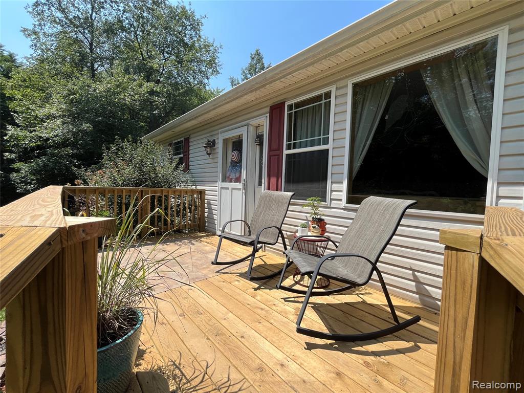 28524 Elwell Road, Belleville, MI 48111 — Photo 30