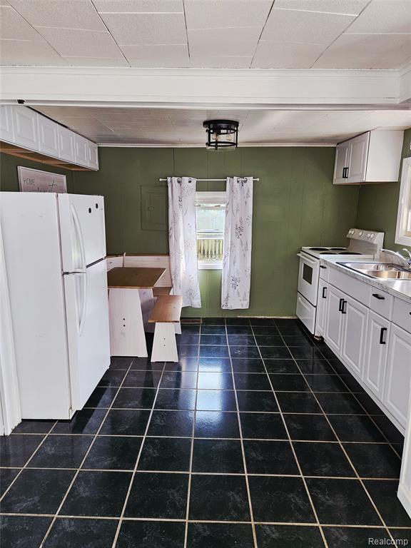 611 Beck Avenue, Owosso, MI 48867 — Photo 4