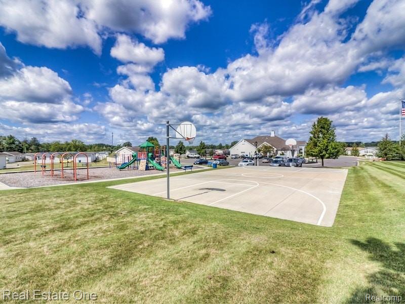 6435 Prince Blvd, Fenton, MI 48430 — Photo 22