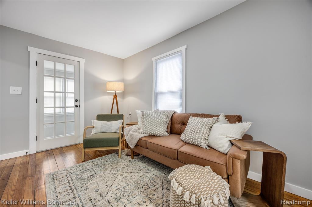 346 E Bernhard Avenue, Hazel Park, MI 48030 — Photo 17